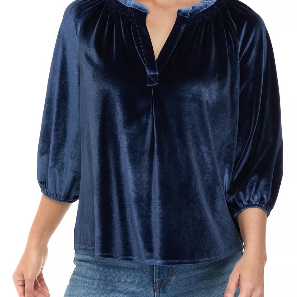 NWOT Crown & Ivy Midnight Blue Blouse - Picture 2 of 10